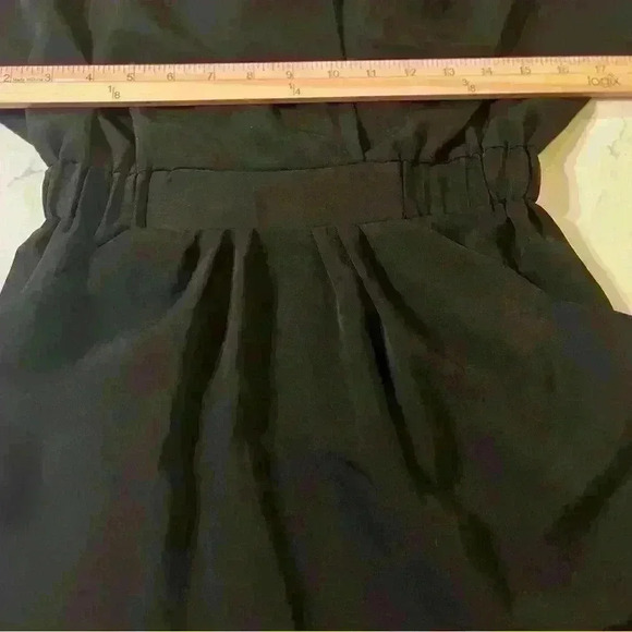 ASOS wrap neck cinched waist dress with pockets. Size 4 - Picture 7 of 9